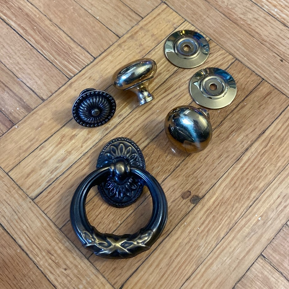 3/$20 Various Knobs and Pull